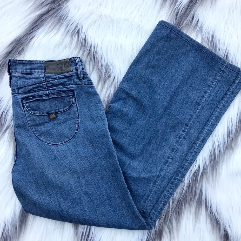 Level99 Wide Leg Jeans